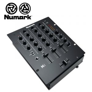Table Mixeur 3 voies DJ Numark M4